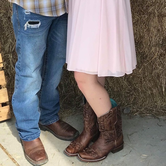 David’s Bridal bridesmaid dress - Picture 4 of 4